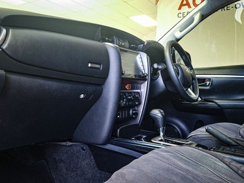 Toyota Fortuner 2.4 GD6 AT 4x4 in Namibia