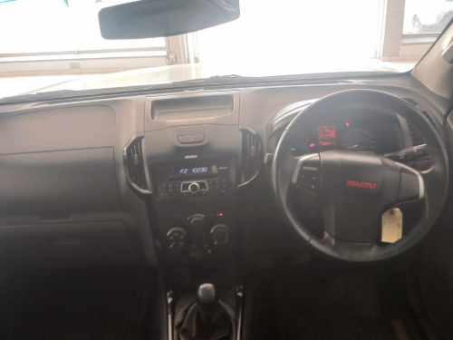 Isuzu D MAX 2.5 X RIDER 4X4 in Namibia