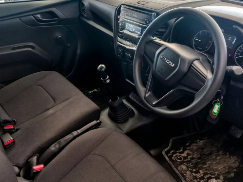 Isuzu D-MAX 1.9 D/C 4X4 AT in Namibia
