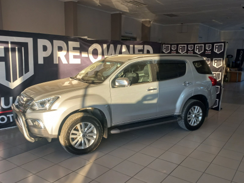 Isuzu MU-X 3.0 4X4 AT in Namibia