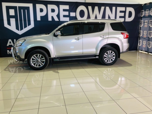 Used Isuzu MU-X 3.0 4X4 AT for sale in Otjiwarongo