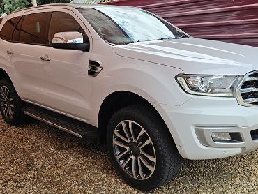 Ford Everest Bi-Turbo LTD in Namibia