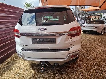 Ford Everest Bi-Turbo LTD in Namibia