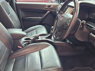 Ford Everest Bi-Turbo LTD in Namibia