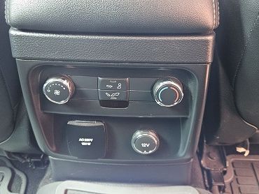 Ford Everest Bi-Turbo LTD in Namibia