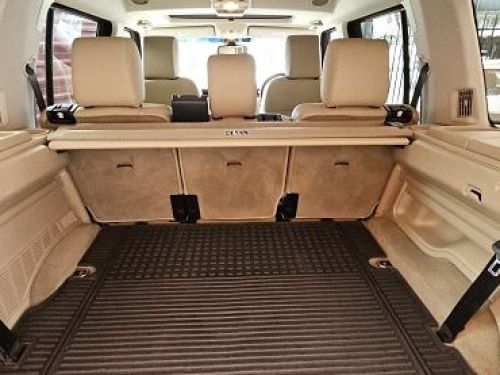 Land Rover Discovery 4 HSE in Namibia