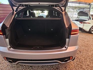 Jaguar E- Pace D240 HSE R-Dynamic AWD in Namibia
