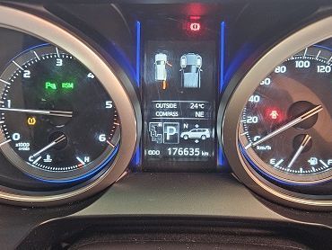 Toyota Prado 3.0 VX 7 Seater in Namibia