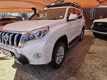 Toyota Prado 3.0 VX 7 Seater in Namibia