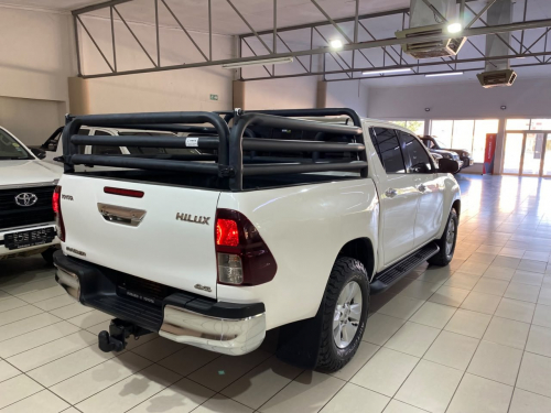 Toyota Hilux 2.8 D/C A/T 4x4 in Namibia