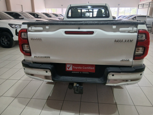 Toyota Hilux 2.8 Raider S/C 4x4 AT in Namibia