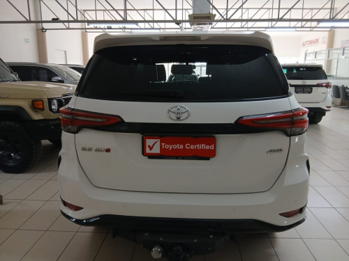 Toyota Fortuner 2.8 4x4 AT in Namibia