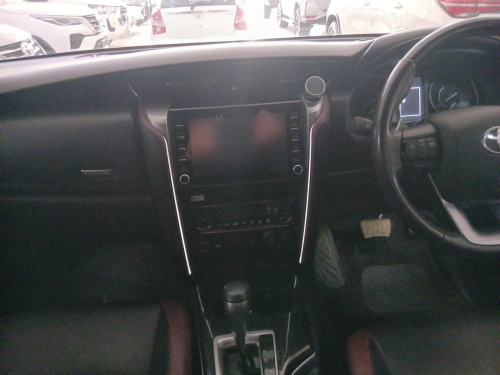 Toyota Fortuner 2.8 4x4 AT in Namibia