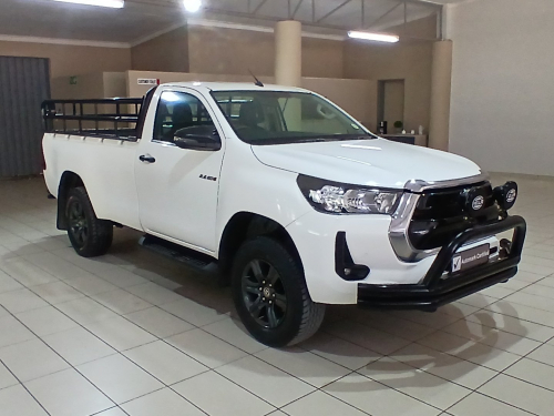 Used Toyota Hilux 2.4 S/C 4x4 AT Raider for sale in Gobabis