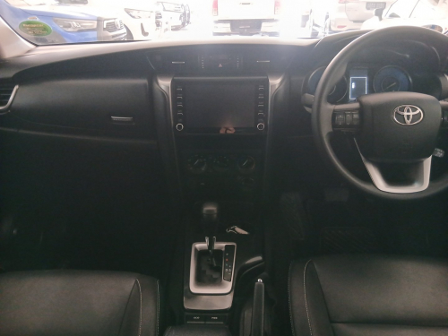 Toyota Fortuner 2.4 4x4 AT in Namibia