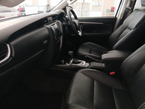Toyota Fortuner 2.4 4x4 AT in Namibia