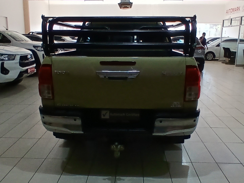 Toyota Hilux 2.4 D/C 4x4 AT Raider in Namibia