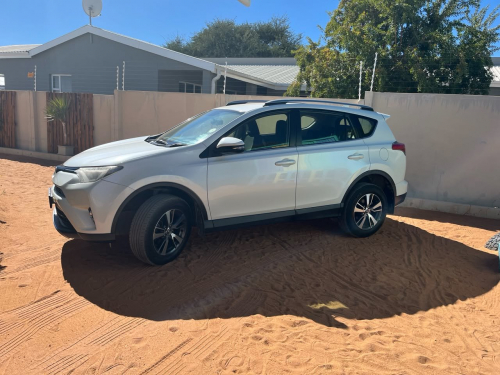 Toyota RAV4  2.0 GX in Namibia