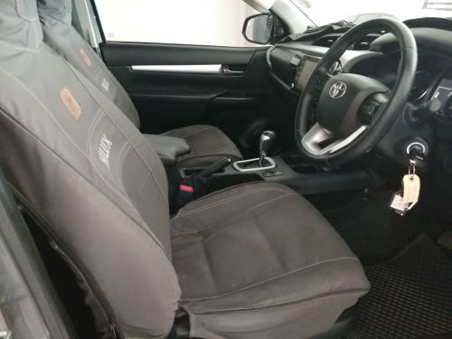 Toyota Hilux 2.8 Raider 4x4 AT in Namibia