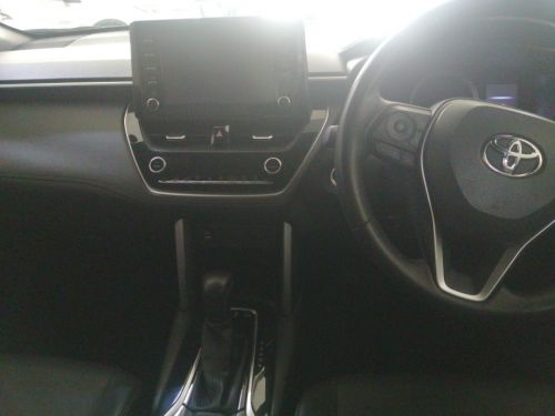 Toyota Corolla Cross  1.8 XS CVT HV in Namibia