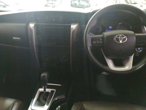 Toyota Fortuner 2.4 RB AT in Namibia