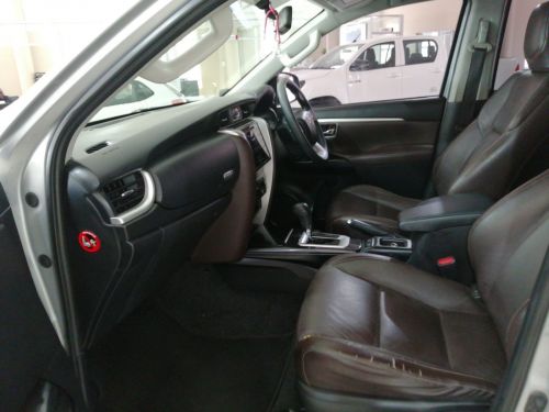 Toyota Fortuner 2.4 RB AT in Namibia