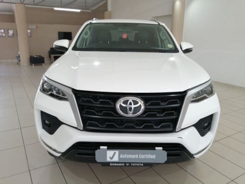 Toyota Fortuner 2.4 4x4 AT in Namibia