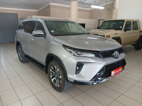 Pre-owned Toyota Fortuner 2.4 4x4 AT for sale in 