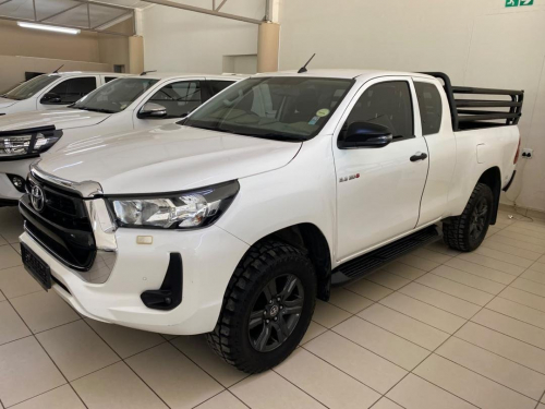 Used Toyota Hilux 2.4 E/Cab for sale in Gobabis