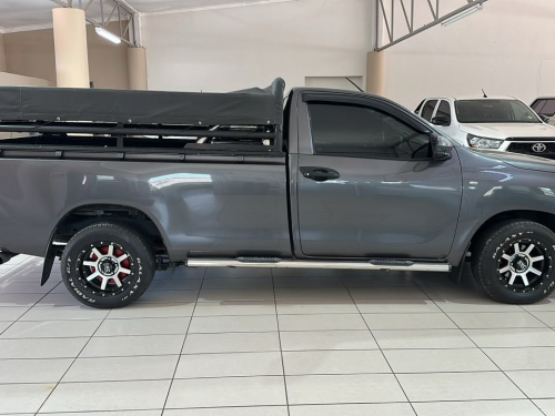 Toyota Hilux Vvti 2.0 S/C in Namibia