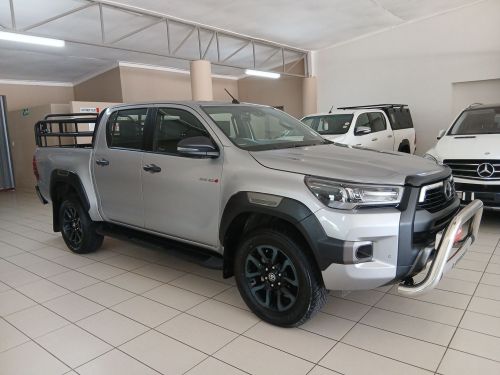 Pre-owned Toyota Hilux 2.8 Leg 4x4 DC AT for sale in 