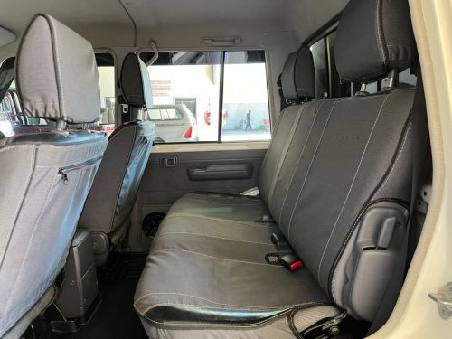 Toyota Land Cruiser DC 4.5 V8 Diesel in Namibia
