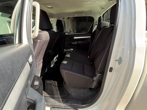 Toyota Toyota Hilux Double Cab 2.4GD6 RB RAI MT in Namibia