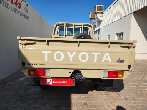 Toyota Land Cruiser SC 2.8GD 5MT in Namibia