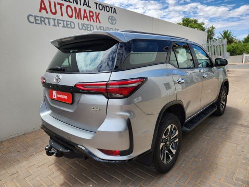 Toyota Fortuner 2.8GD6 VX 4x4 AT 48V in Namibia