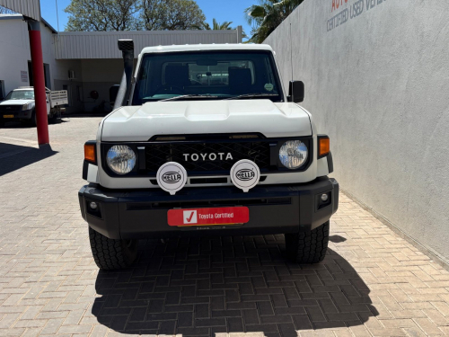 Toyota Toyota Land Cruiser Pickup LC79 2.8 GD-6 S/C AT in Namibia