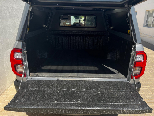 Toyota Hilux Double Cab DC 2.8GD6 4X4 LGD 6MT in Namibia