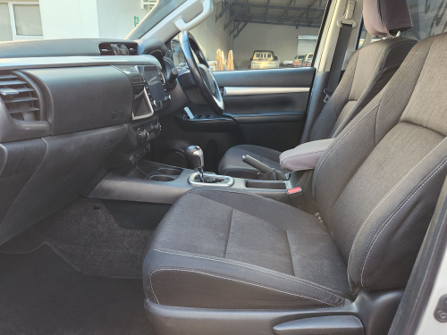 Toyota Hilux Double Cab 2.8GD6 4X4 Raider AT in Namibia