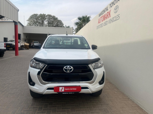 Toyota Hilux SC 2.4 4x2 MT in Namibia