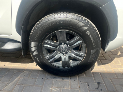 Toyota HILUX 2.4 GD 6 RB in Namibia