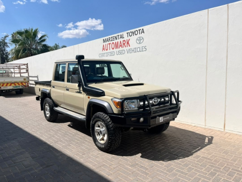 Toyota Land Cruiser Pickup LC79 4.5 Diesel V8 D/C in Namibia