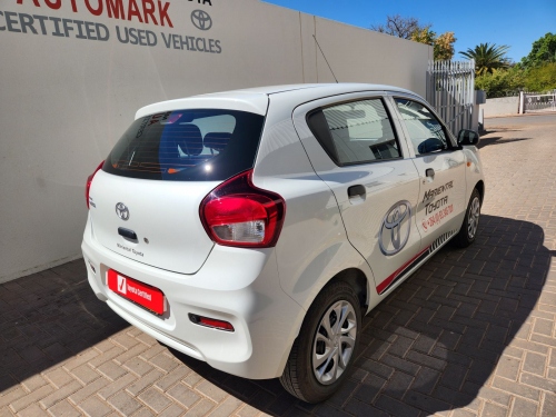Toyota Vitz 1.0 MT in Namibia