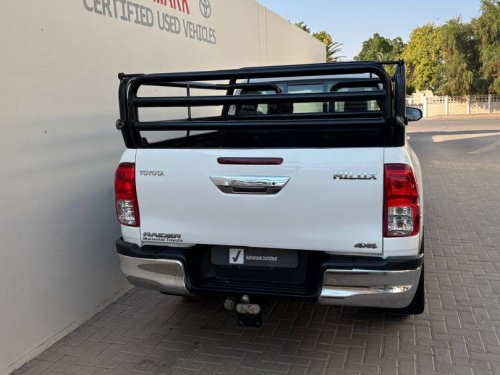 Toyota Hilux Extra Cab 2.8 GD6 4x4 Raider MT in Namibia