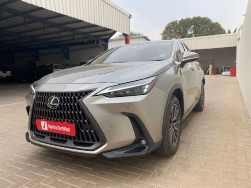 Lexus Nx 350h Ex hybrid in Namibia