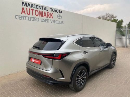 Lexus Nx 350h Ex hybrid in Namibia