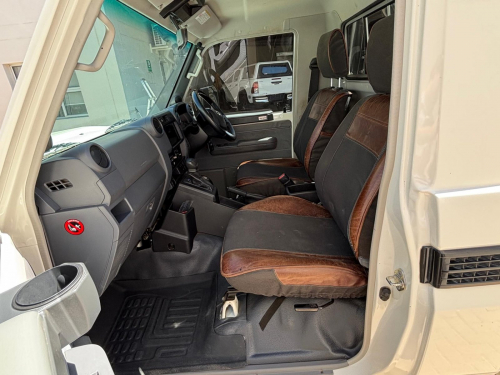 Toyota Land Cruiser Pickup LC79 2.8 GD-6 S/C AT in Namibia