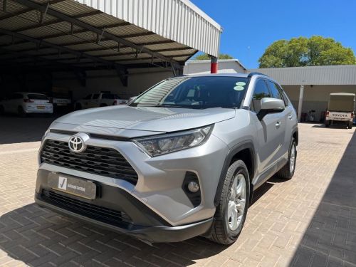 Toyota RAV4 2.0 GX CVT 2WD in Namibia