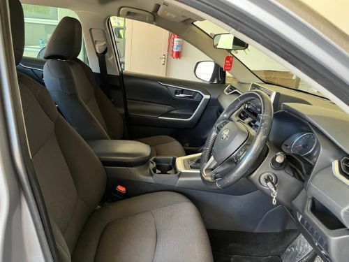 Toyota RAV4 2.0 GX CVT 2WD in Namibia