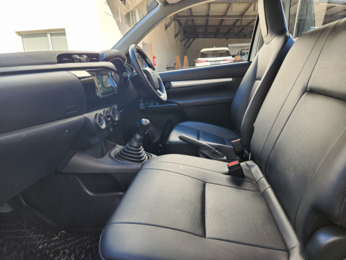 Toyota Hilux SC 2.0VVTi S A/C 5MT in Namibia