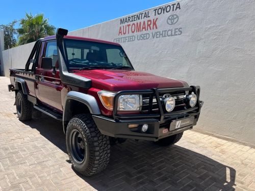 Pre-owned Toyota Land Cruiser SC 4.0 V6 Petrol for sale in 